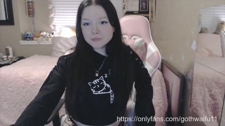 juicyjulie1  27-04-2022